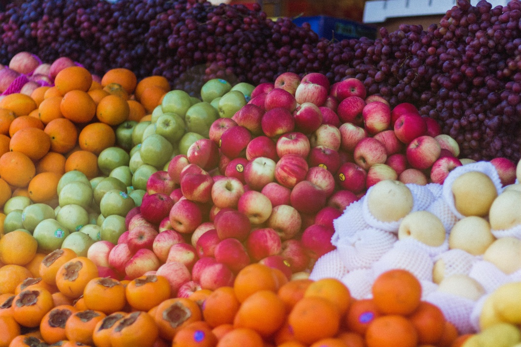 一目惚れとは 一目惚れとはどんな感じ 感覚 アプローチ 場所 画像