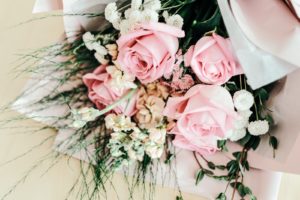 あなたに一目惚れした男性が見せる行動とは？９つのパターンを把握しておこう！