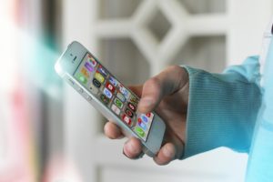 【出会い系体験談｜20代前半女性】アプリの恋活に挫折しかけ、最後に出会った人との結末は?